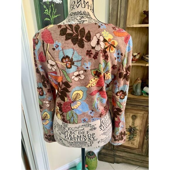 Joseph Ribkoff Floral Crop Sweater - Picture 2 of 7